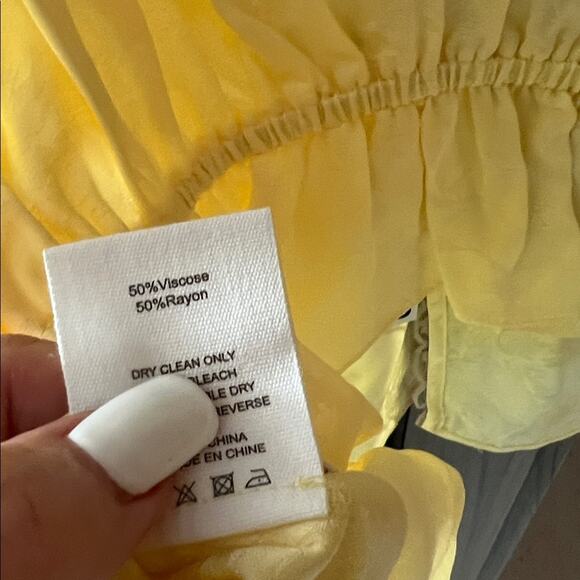 NWT Rumored Lady lace tank top in buttercream jacquard Yellow Lace Accent L - Picture 7 of 8
